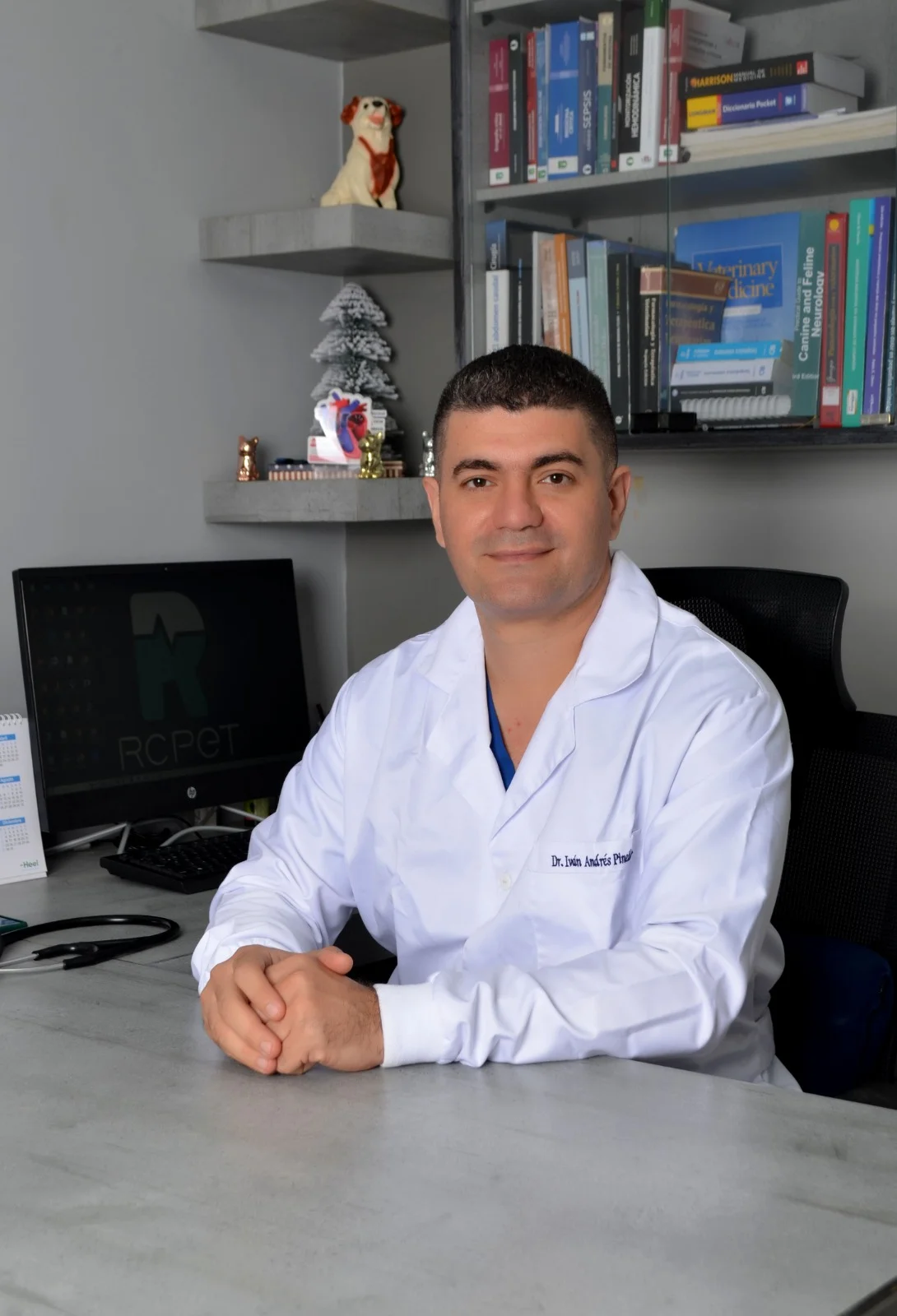 Dr. Iván Andrés Pineda-Betancurt